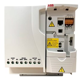 Inversor de frequência ABB ACS355-03E-12A5-4 7.5CV 380/480V